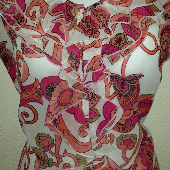 East 5th Women's Blouse - Picture 2 of 8